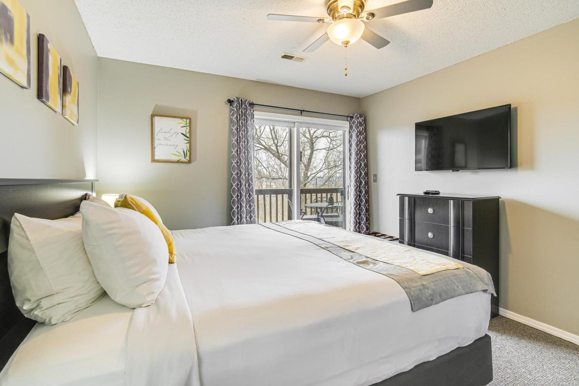 Inviting Branson West Condo With Pool Access المظهر الخارجي الصورة